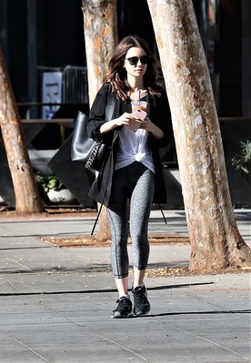 Lily Collins Poster 2771246