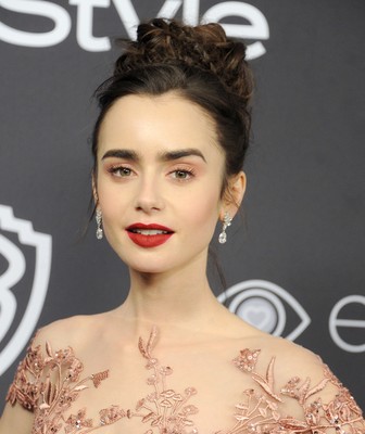 Lily Collins Poster 2821468