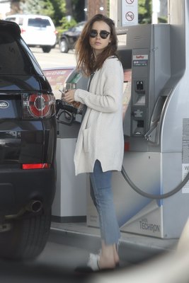 Lily Collins Poster 2821568