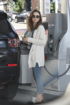 Lily Collins Poster 2821569