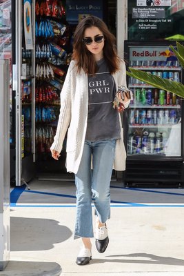 Lily Collins Poster 2821609