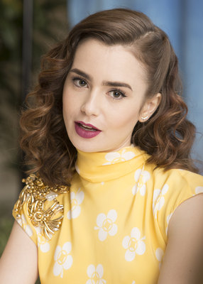 Lily Collins Poster 2821655