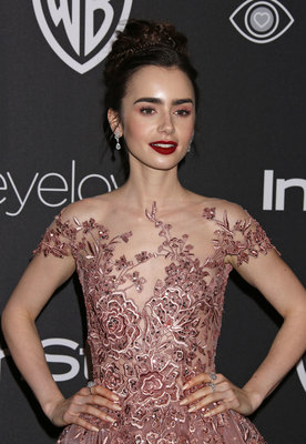 Lily Collins Poster 2821671