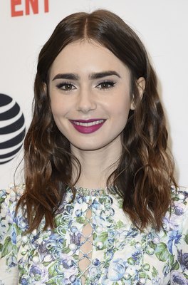 Lily Collins Poster 2888777