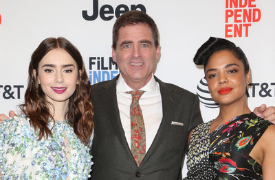 Lily Collins Poster 2888794