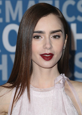 Lily Collins Poster 2888801