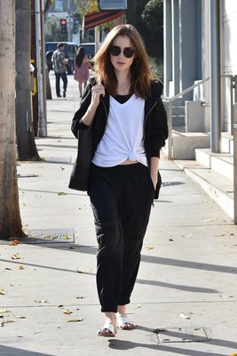 Lily Collins Poster 2888813