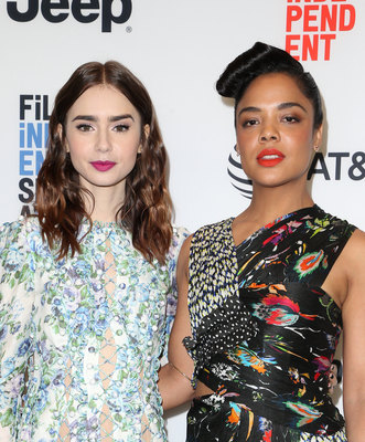Lily Collins Poster 2888822