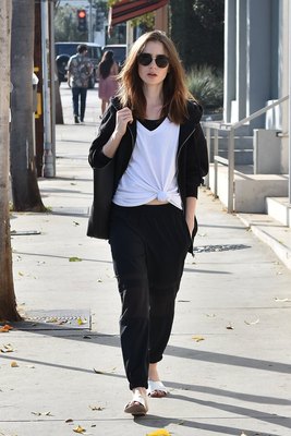 Lily Collins Poster 2888835