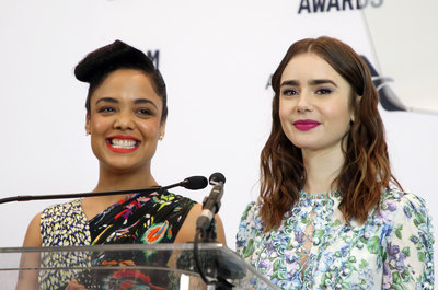 Lily Collins Poster 2888845