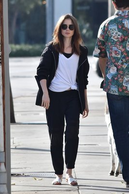 Lily Collins Poster 2888859