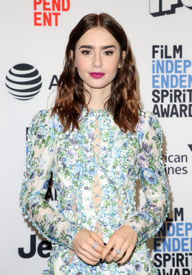Lily Collins Poster 2888899