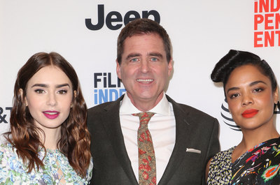 Lily Collins Poster 2888918