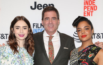Lily Collins Poster 2888920