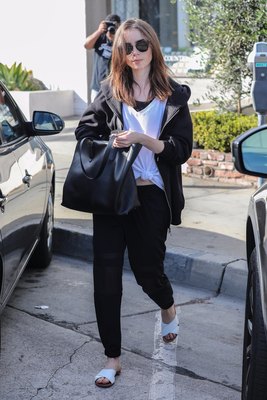 Lily Collins Poster 2928018