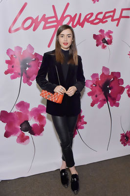Lily Collins Poster 2928040