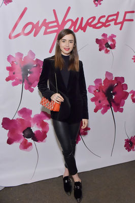 Lily Collins Poster 2928048