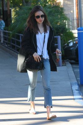 Lily Collins Poster 2928051