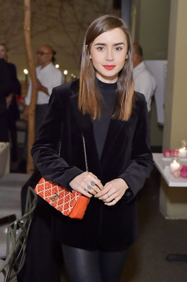 Lily Collins Poster 2928075
