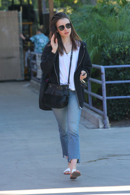 Lily Collins Poster 2928101