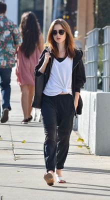 Lily Collins Poster 2928111