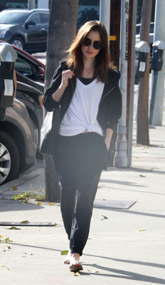 Lily Collins Poster 2928121