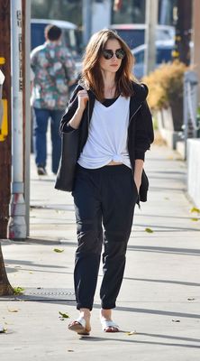 Lily Collins Poster 2928129