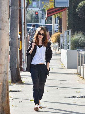 Lily Collins Poster 2928167
