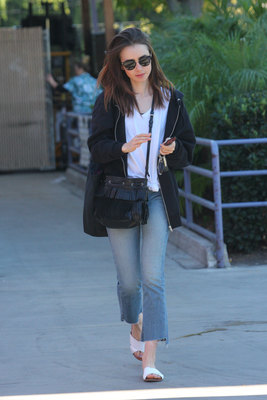 Lily Collins Poster 2928180