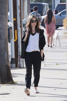 Lily Collins Poster 2928196
