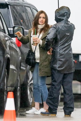 Lily Collins Poster 2961119