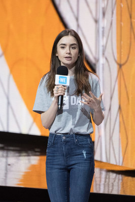 Lily Collins Poster 3112398