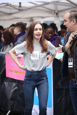 Lily Collins Poster 3133655