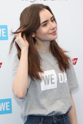Lily Collins Poster 3133668