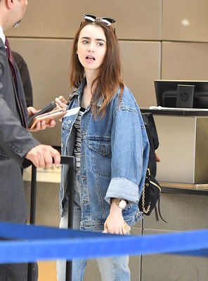 Lily Collins Poster 3253175