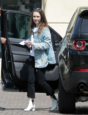 Lily Collins Poster 3312657