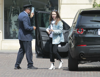 Lily Collins Poster 3312660