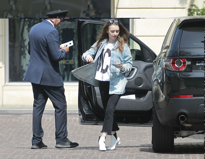 Lily Collins Poster 3312662