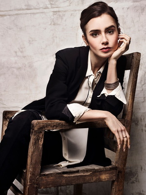 Lily Collins Poster 3654778