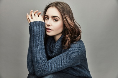 Lily Collins Poster 3673587