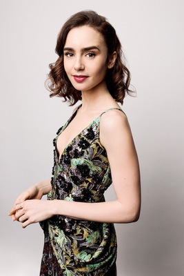 Lily Collins Poster 3673588