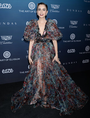 Lily Collins Poster 3738219