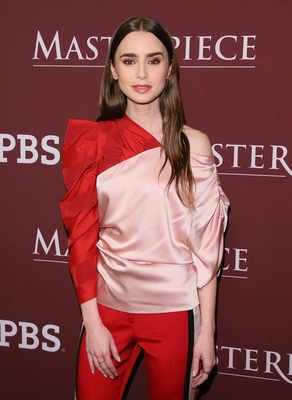Lily Collins Poster 3738220