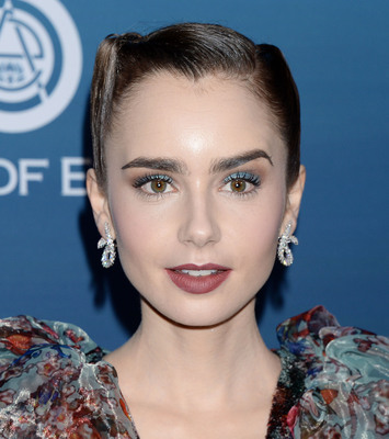 Lily Collins Poster 3738221