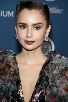 Lily Collins Poster 3738235