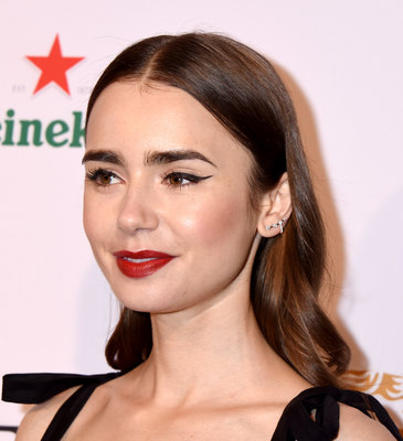 Lily Collins Poster 3738257