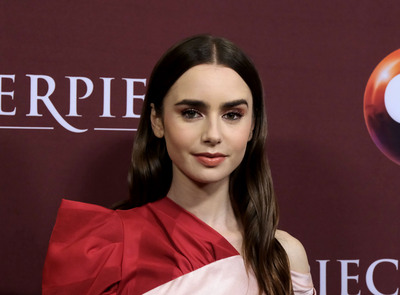 Lily Collins Poster 3738259