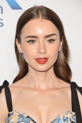 Lily Collins Poster 3738274