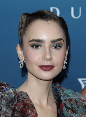 Lily Collins Poster 3738279