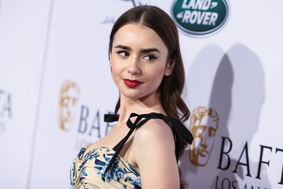 Lily Collins Poster 3738305